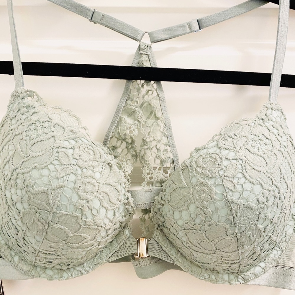 VICTORIA’S SECRET very sexy bra - Picture 6 of 10